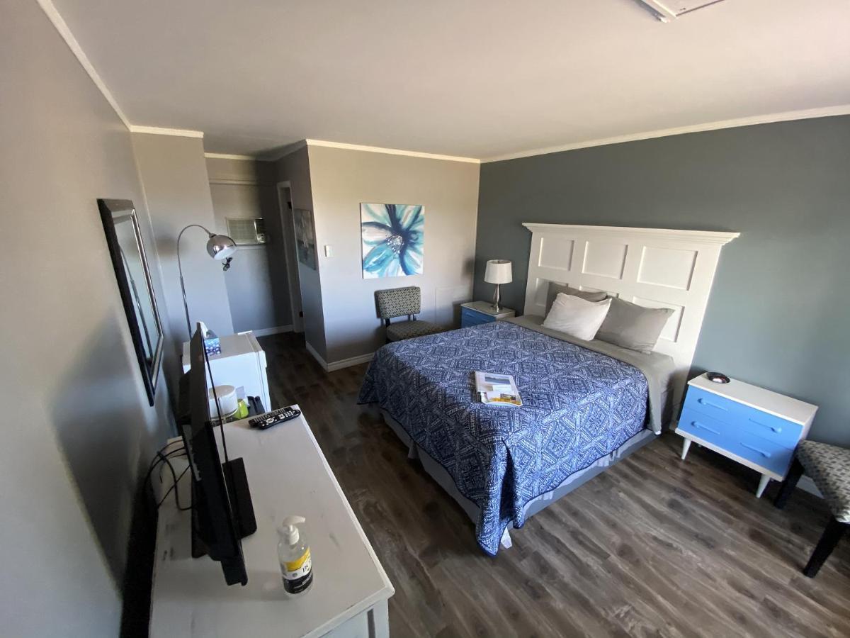 Rustico The Pines Motel And Cottages מראה חיצוני תמונה