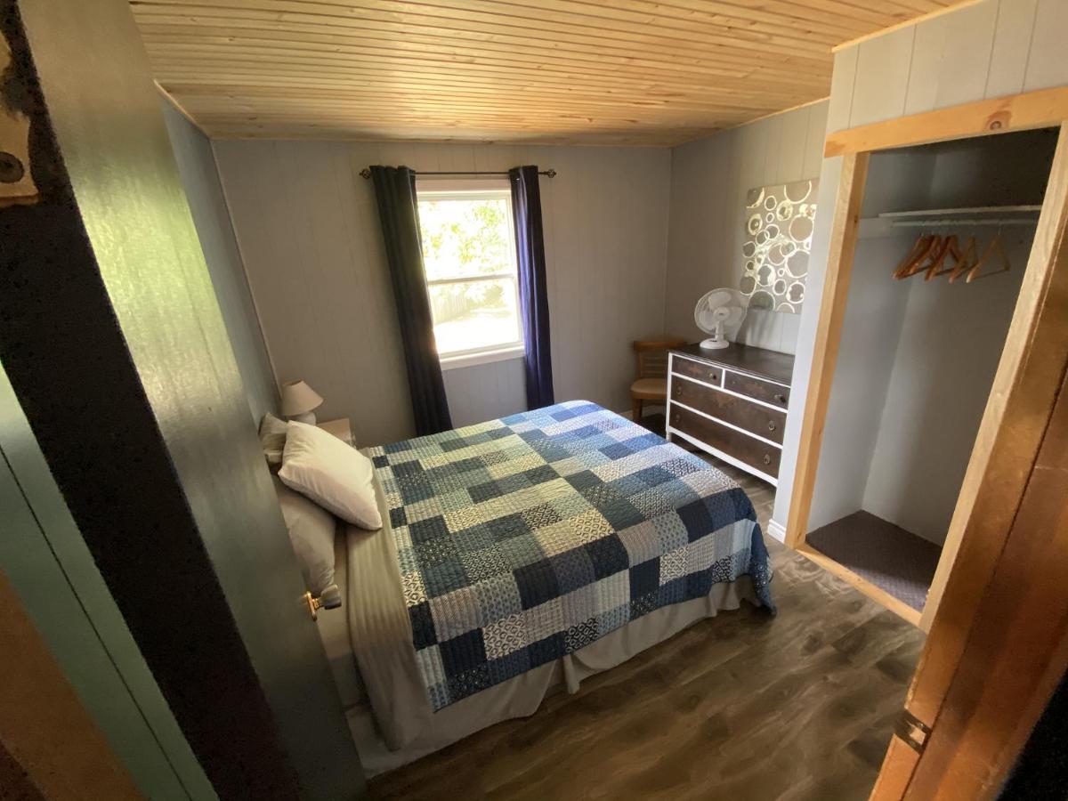 Rustico The Pines Motel And Cottages מראה חיצוני תמונה