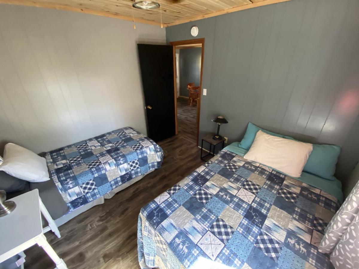 Rustico The Pines Motel And Cottages מראה חיצוני תמונה